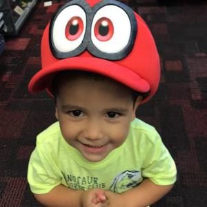 Meet your Posher, Javier